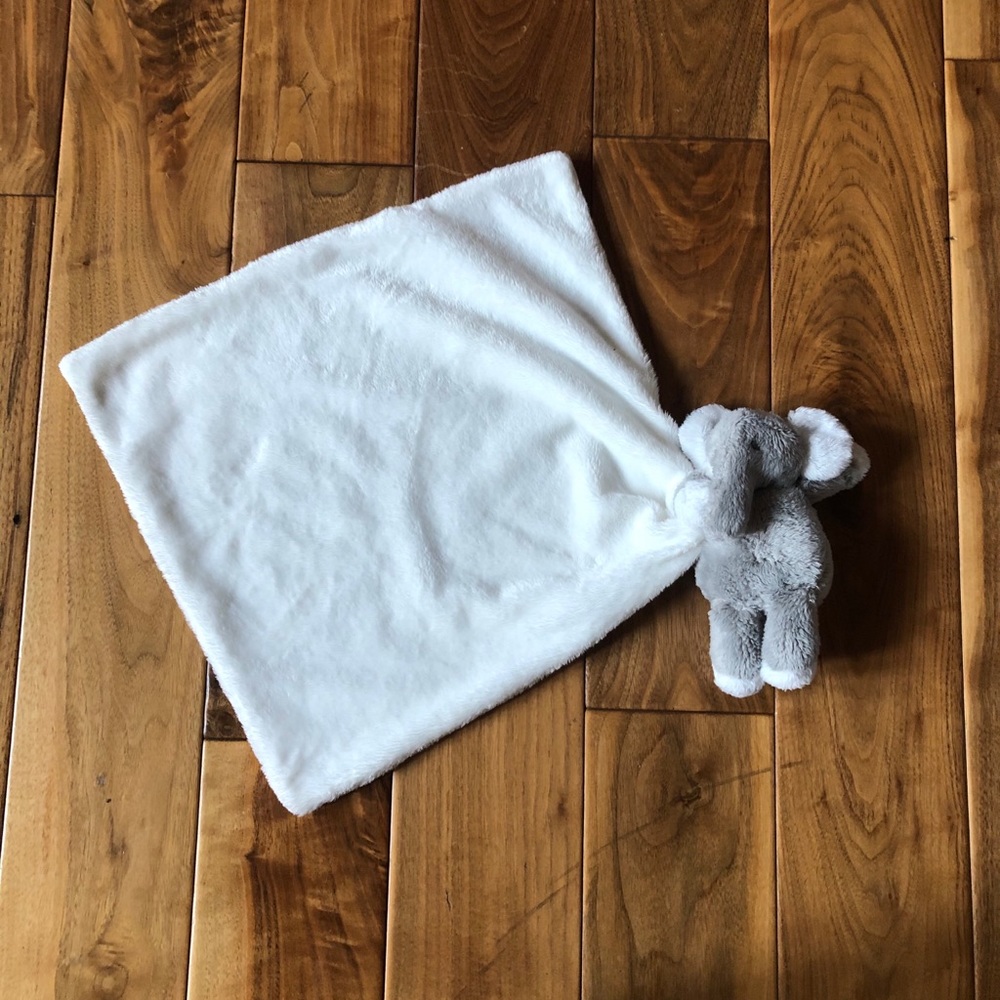 Mudpie lovey with elephant